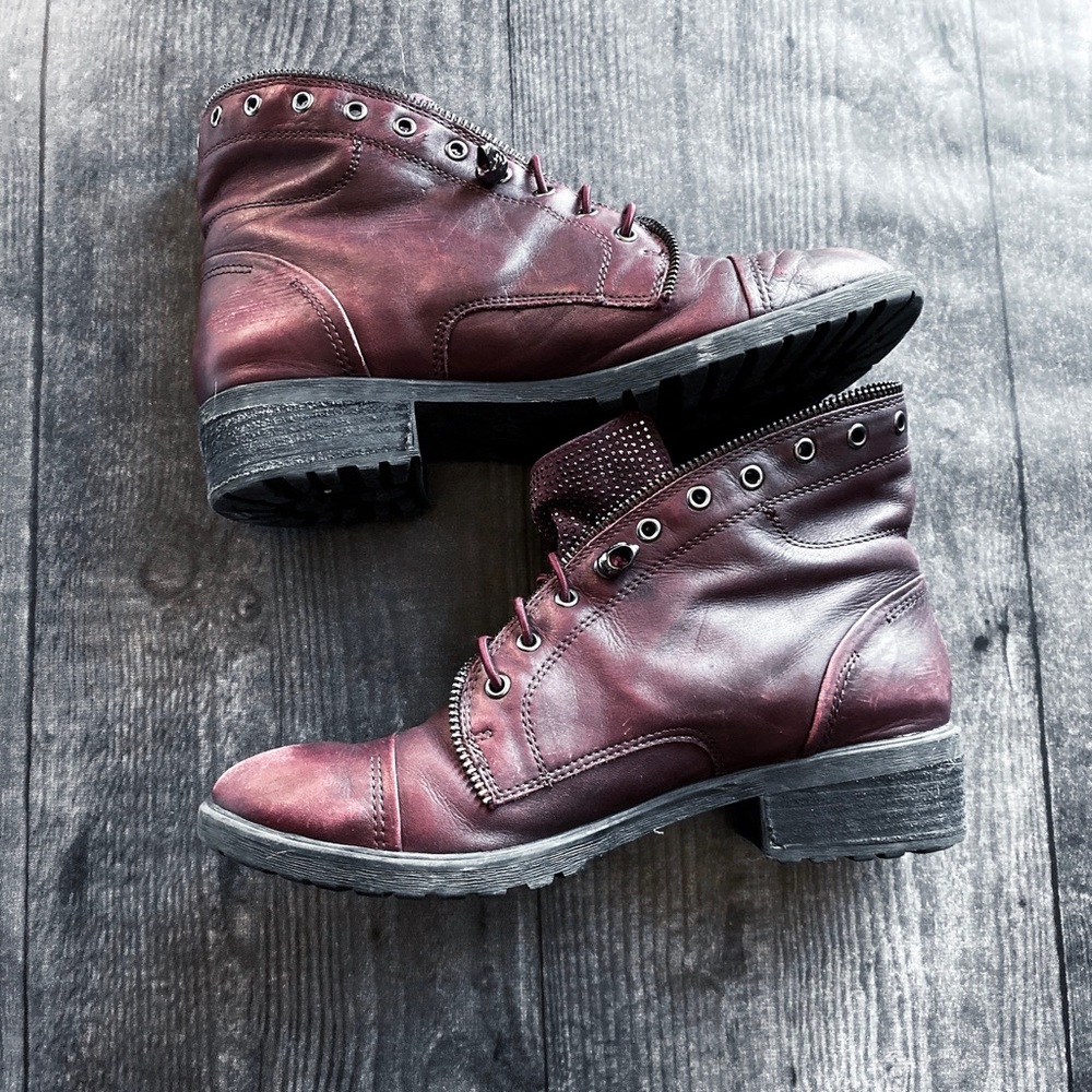 Gianni Bini Burgundy Ankle Boots Size 8.5